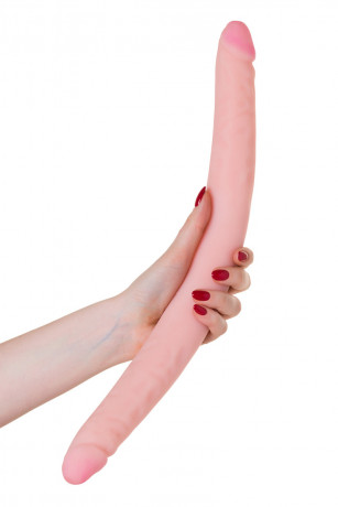 Двухсторонний фаллоимитатор Lesbi