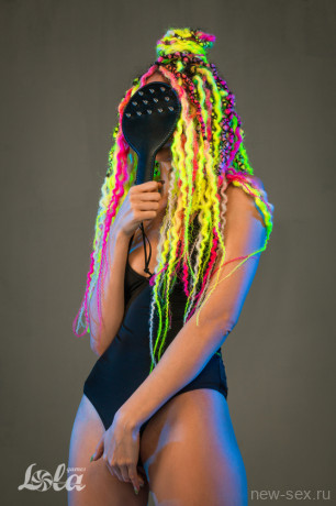 Черная БДСМ шлепалка круглой формы Party Hard Barb