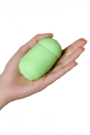 Зеленый мастурбатор из нежного материала в форме яйца CAPSULE 04