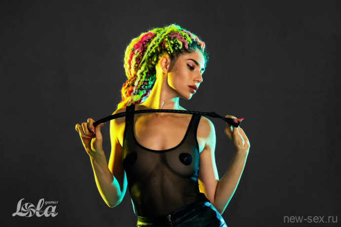 Стильный плетеный черный стек с петлей на конце Party Hard Tease