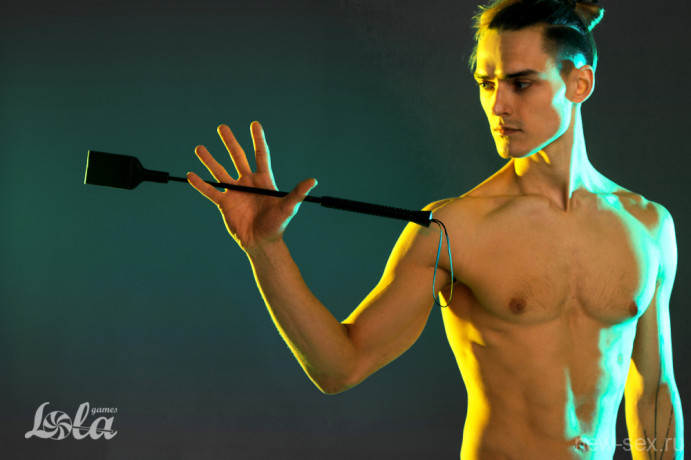 Легкий и гибкий черный стек для БДСМ игр Party Hard Savage