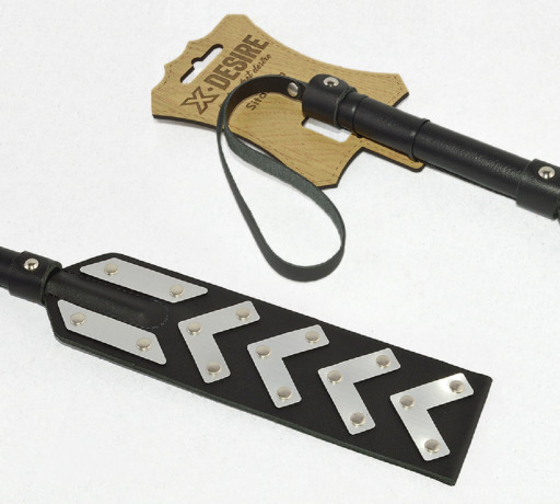 Шлепалка из натуральной кожи и декорированных вставок