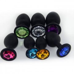 Силиконовая черная пробочка со стразой