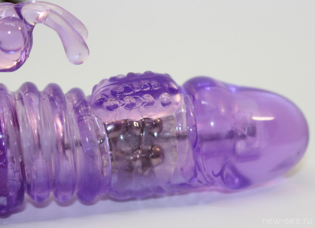 Фиолетовый виброкомпьютер с ротацией и бабочкой для стимуляции клитора