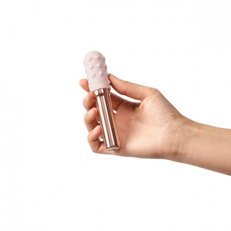 Люксовый вибратор с двумя съемными насадкамиLe Wand Grand Bullet