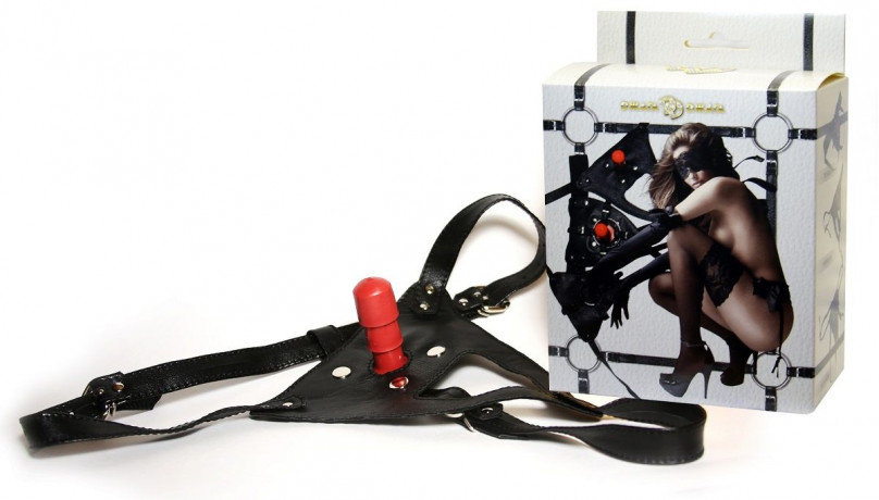 Страпон - трусики со штырьком для фиксации насадок-фаллопротезов