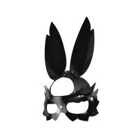 Изящная маска зайки из высококачественной черной лаковой кожи