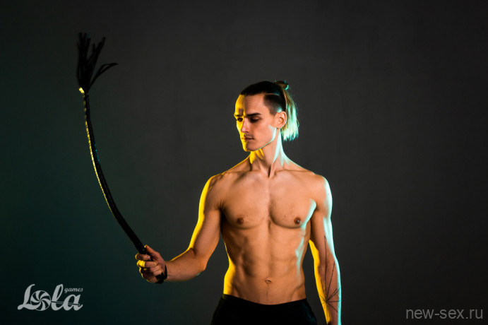 Черный плетеный кнут для БДСМ игр Party Hard Bossy