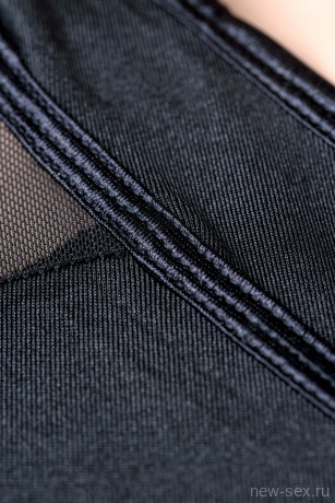 Платье с асимметричными прозрачными вставками и открытым плечом Candy Girl