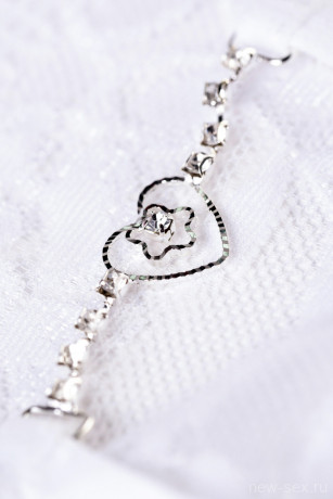 Микро трусики из кружева с цветочным орнаментом и стразами Joli Lillian