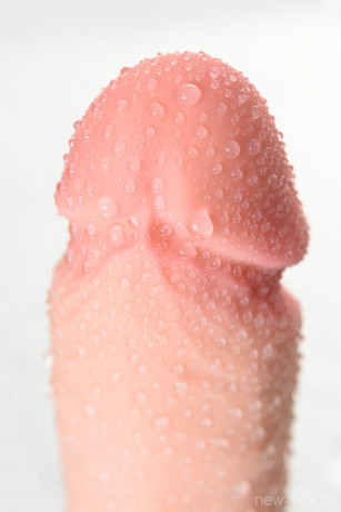 Телесный вибратор с мощной присоской и 7 режимами вибрации RealStick Elite Vibro