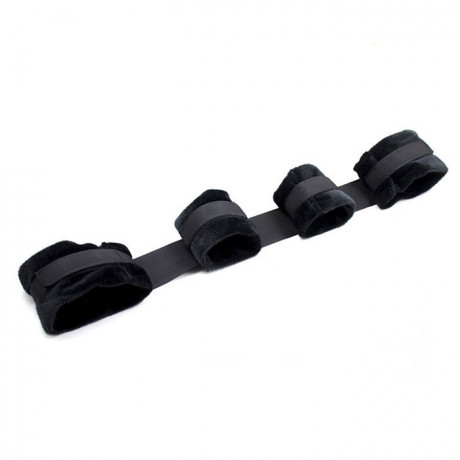 Плюшевый черный фиксатор руки ноги