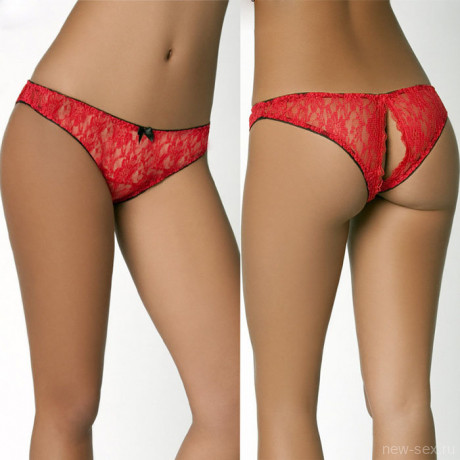 Красные кружевные трусики с доступом