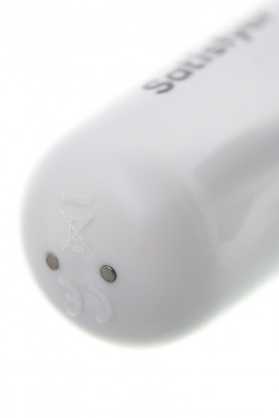 Стильный и мощный мини-вибратор с 10 режимами 5 скоростями Satisfyer Secret Affair