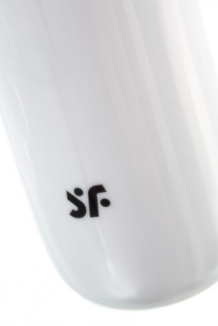 Стильный и мощный мини-вибратор с 10 режимами 5 скоростями Satisfyer Secret Affair