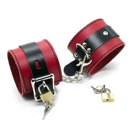 Оковы на замках