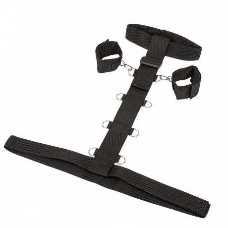 Лента бондажная с наручниками и ошейником