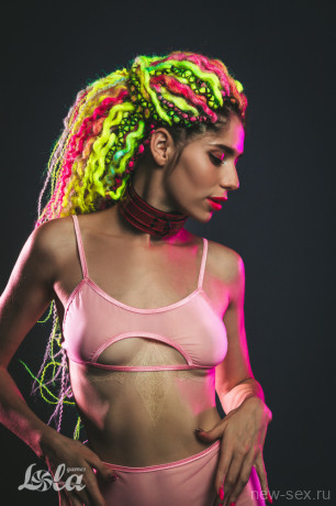 Стильный бордовый БДСМ ошейник с регулируемым ремешком Party Hard Eccentric