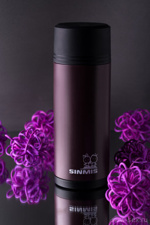 Стильный нереалистичный мастурбатор из нежнейшего силикона Nalone Lip Lover